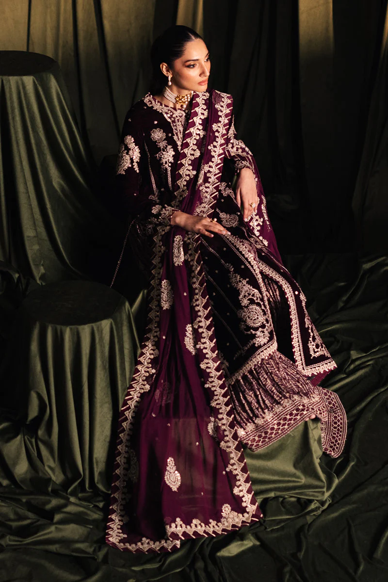 Qalamkar Luxury Velvet Edit Formals – BK-01 AMANI - Image 11