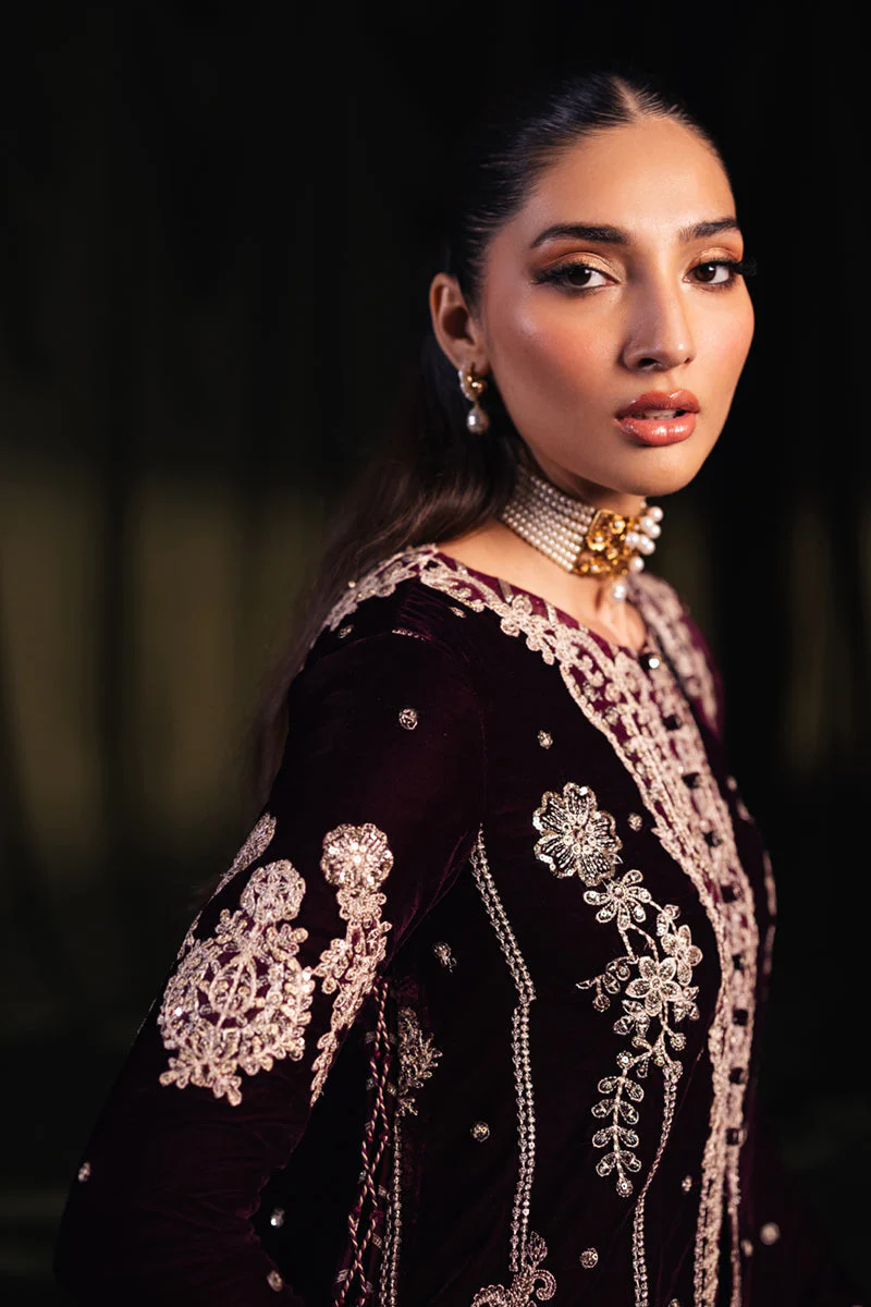 Qalamkar Luxury Velvet Edit Formals – BK-01 AMANI - Image 7