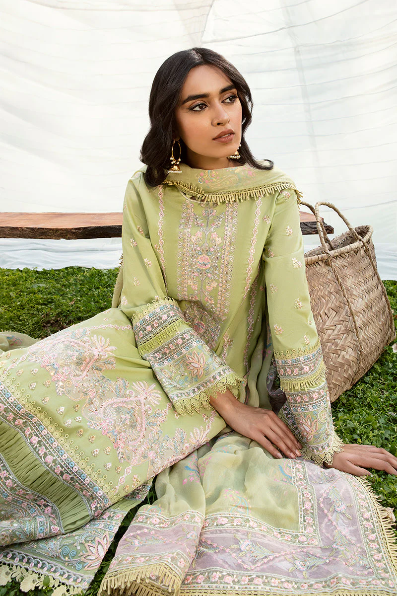 Qalamkar Qline Lawn Collection 2023 – AK-03 RAISA - Image 2