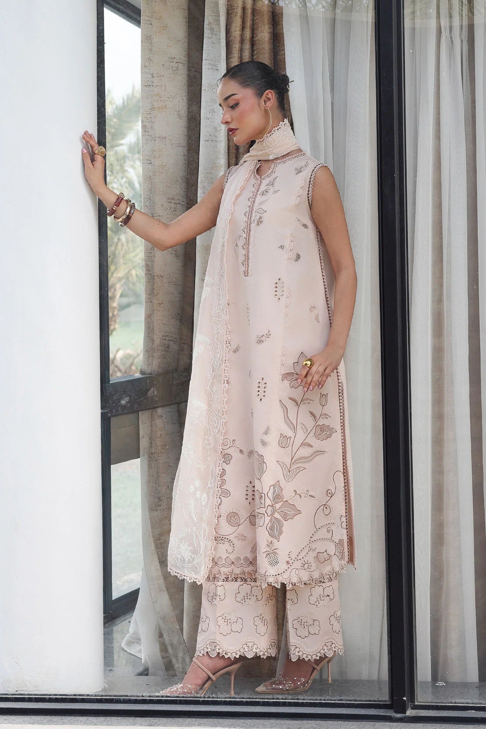 Qalamkar Qline Lawn Drop II – QKL-10 MILA - Image 2