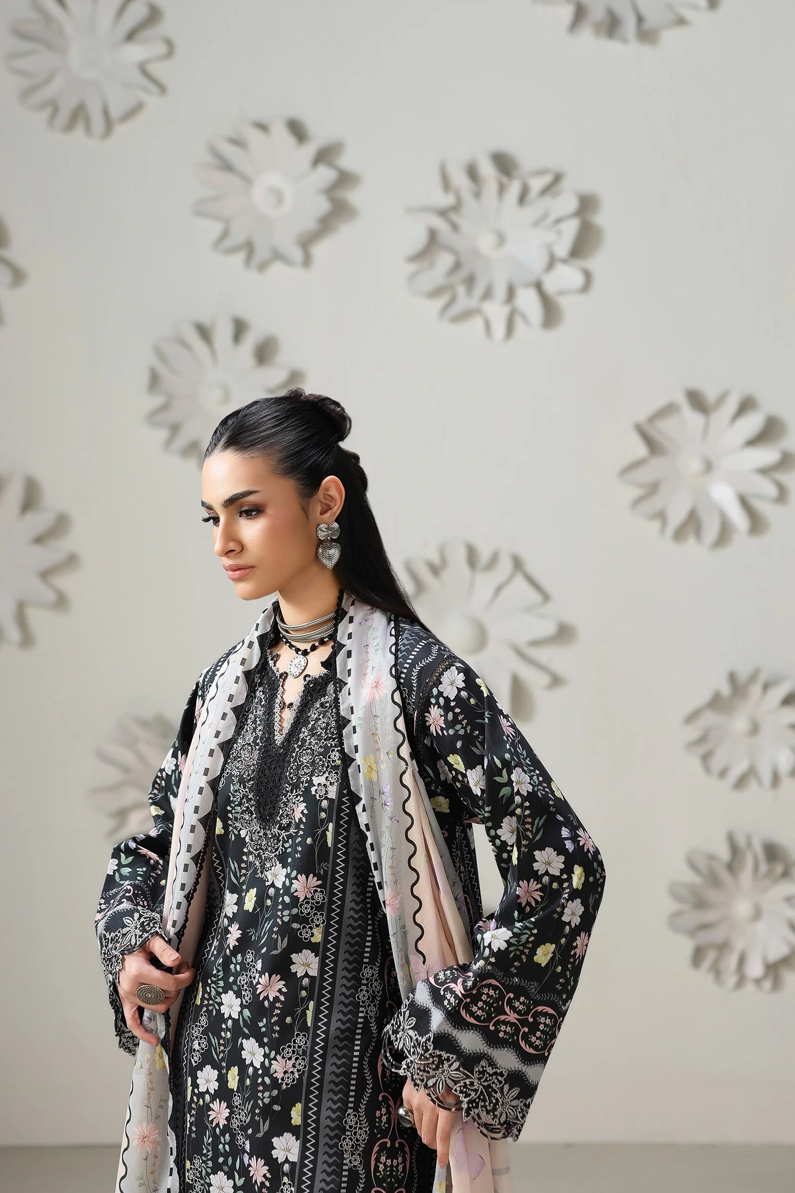 Qalamkar QPrints Lawn Drop II – QQP-08 (A) AMEL - Image 6