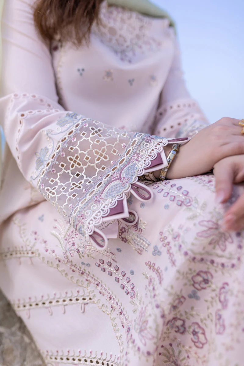 Qalamkar Sahil Kinare Luxury Lawn Collection 2024 – FP-08 NIA - Image 4