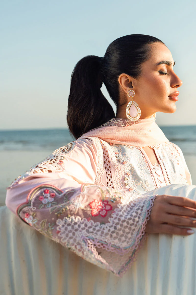 Qalamkar X Hania Aamir · Spring/Summer Luxury Lawn – FK-08 REEM - Image 8