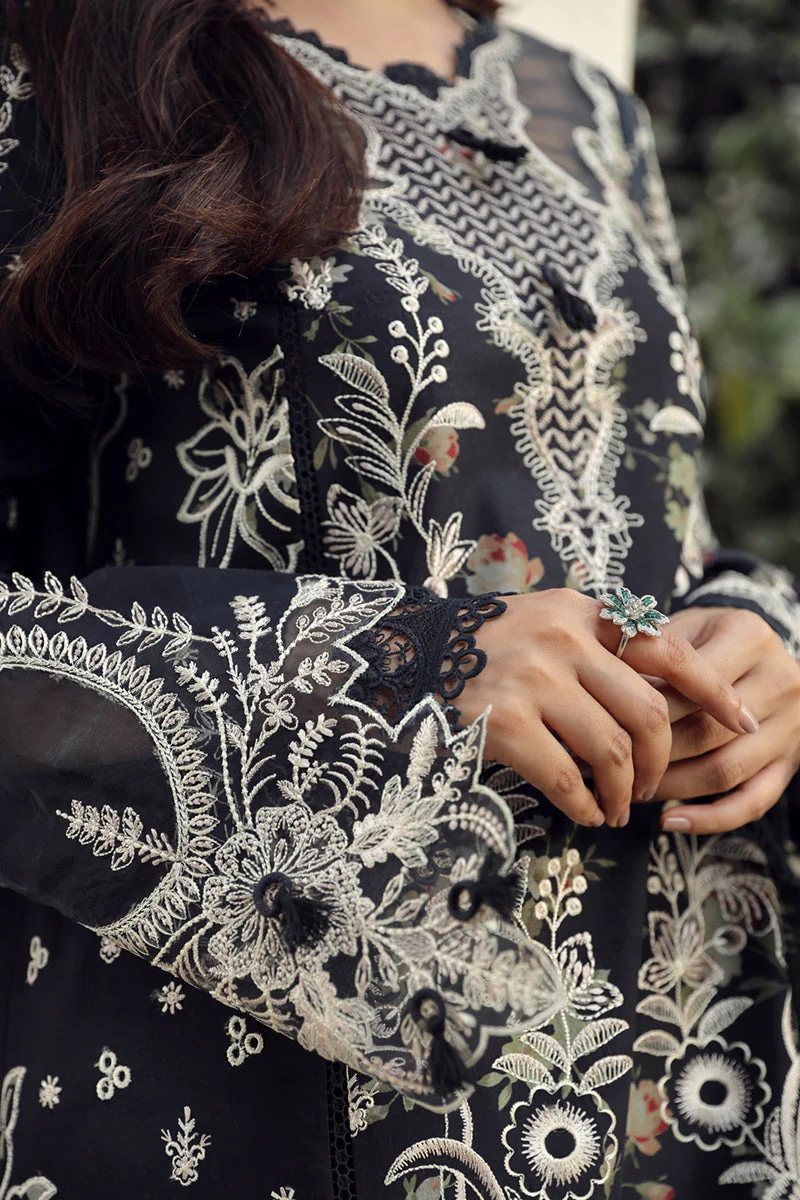 Qalamkar X Sajal Ali Luxury Festive Lawn – PS-07 HAMNA - Image 2