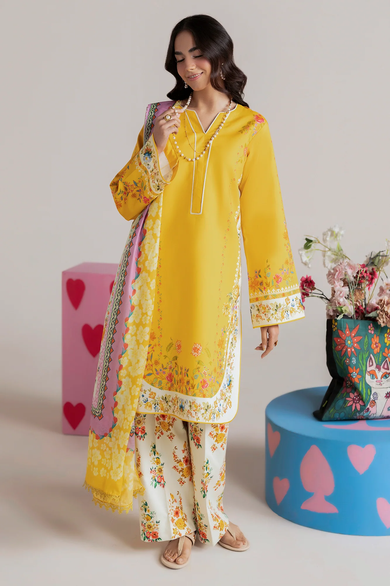 RajBari Amal Summer Prints 3Pc Lawn Suit – D-06