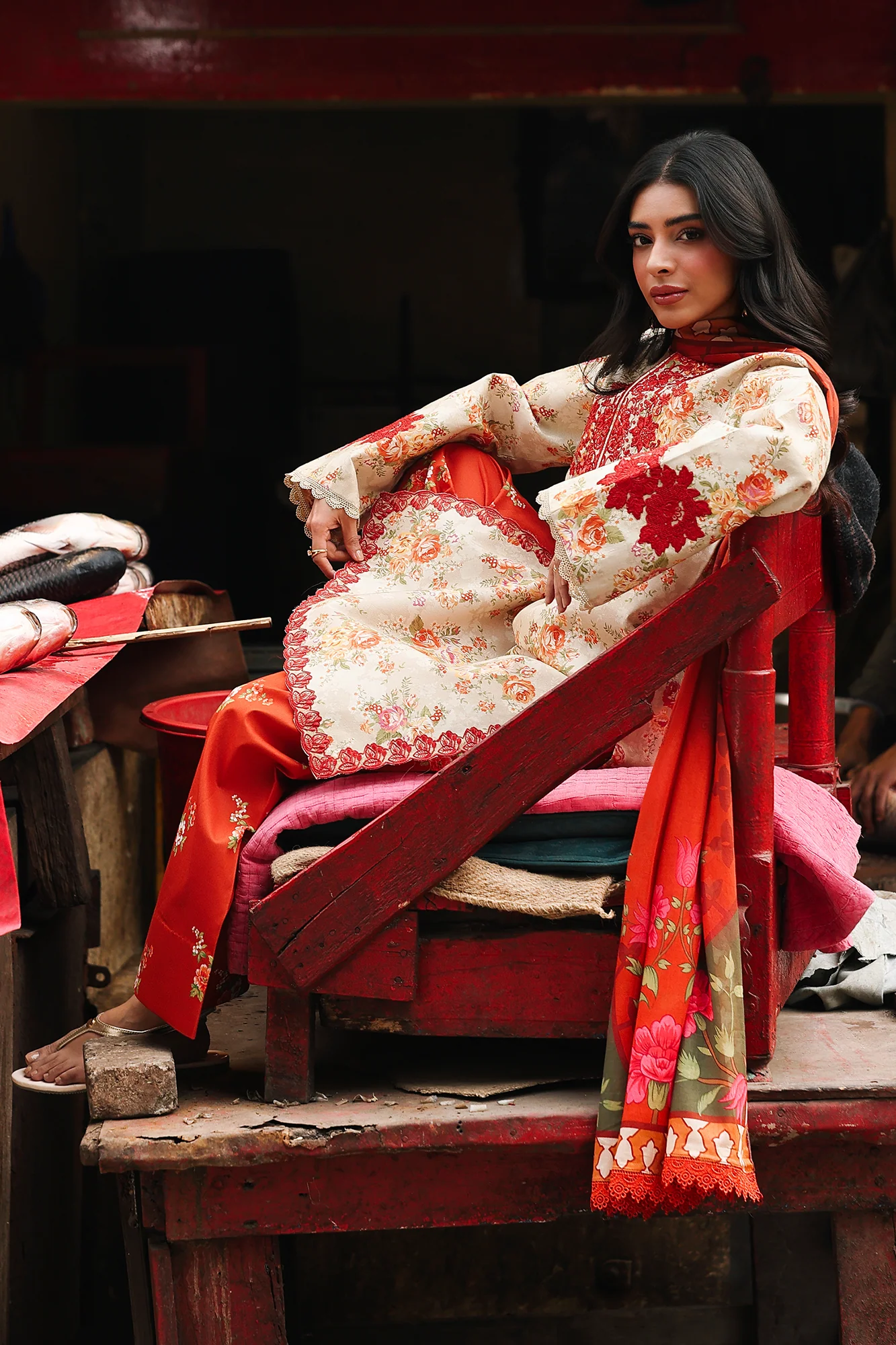 RajBari Floral Symphony Lawn – V2-01 - Image 10