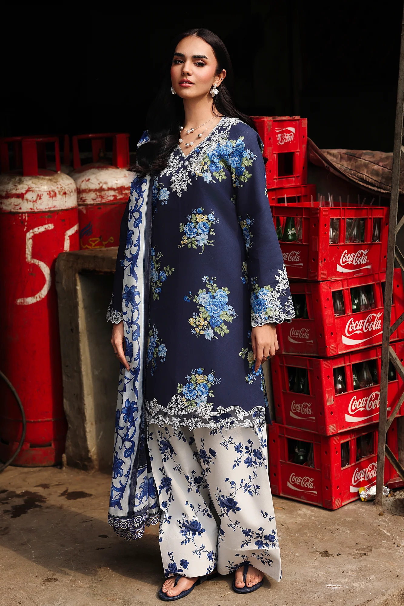 RajBari Floral Symphony Lawn – V2-05 - Image 5