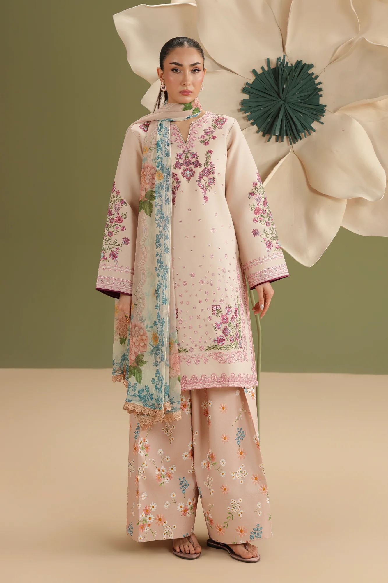 RajBari Jahaan Lawn Edit β J-08