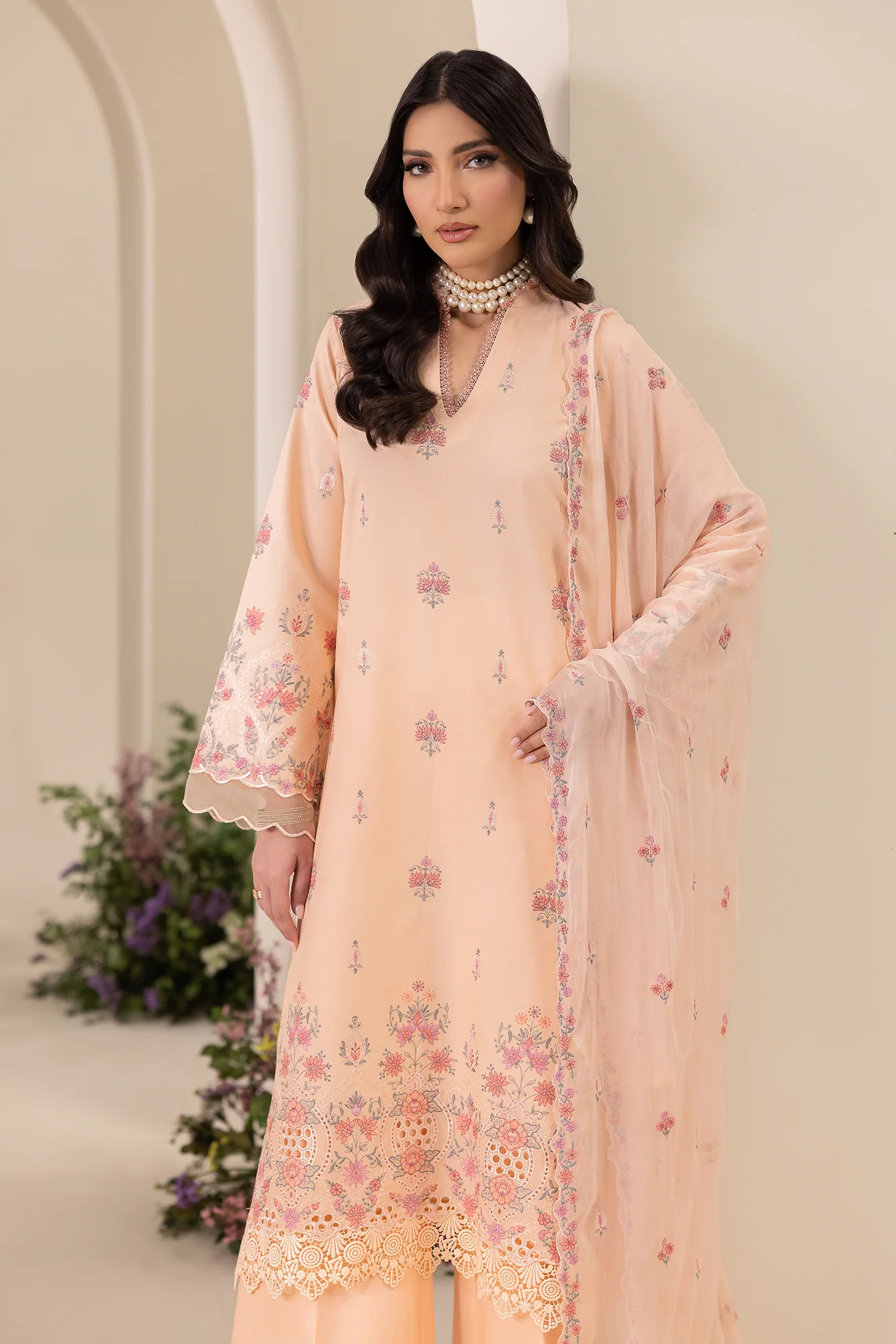 RajBari Premium Edition Lawn – D-04 - Image 4