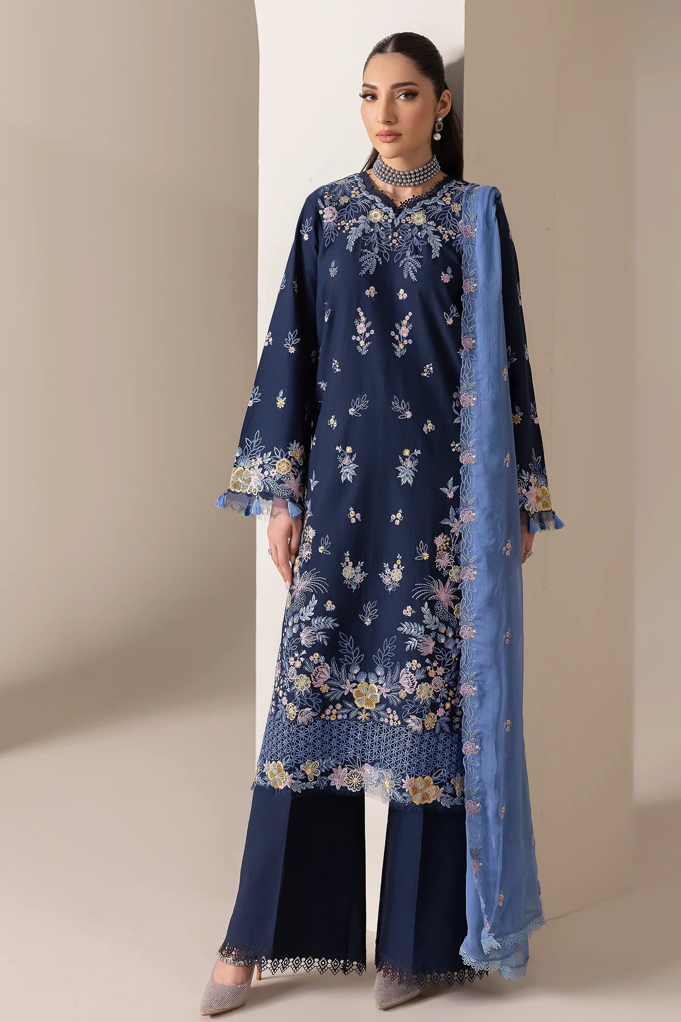 RajBari Premium Edition Lawn – D-07 - Image 2