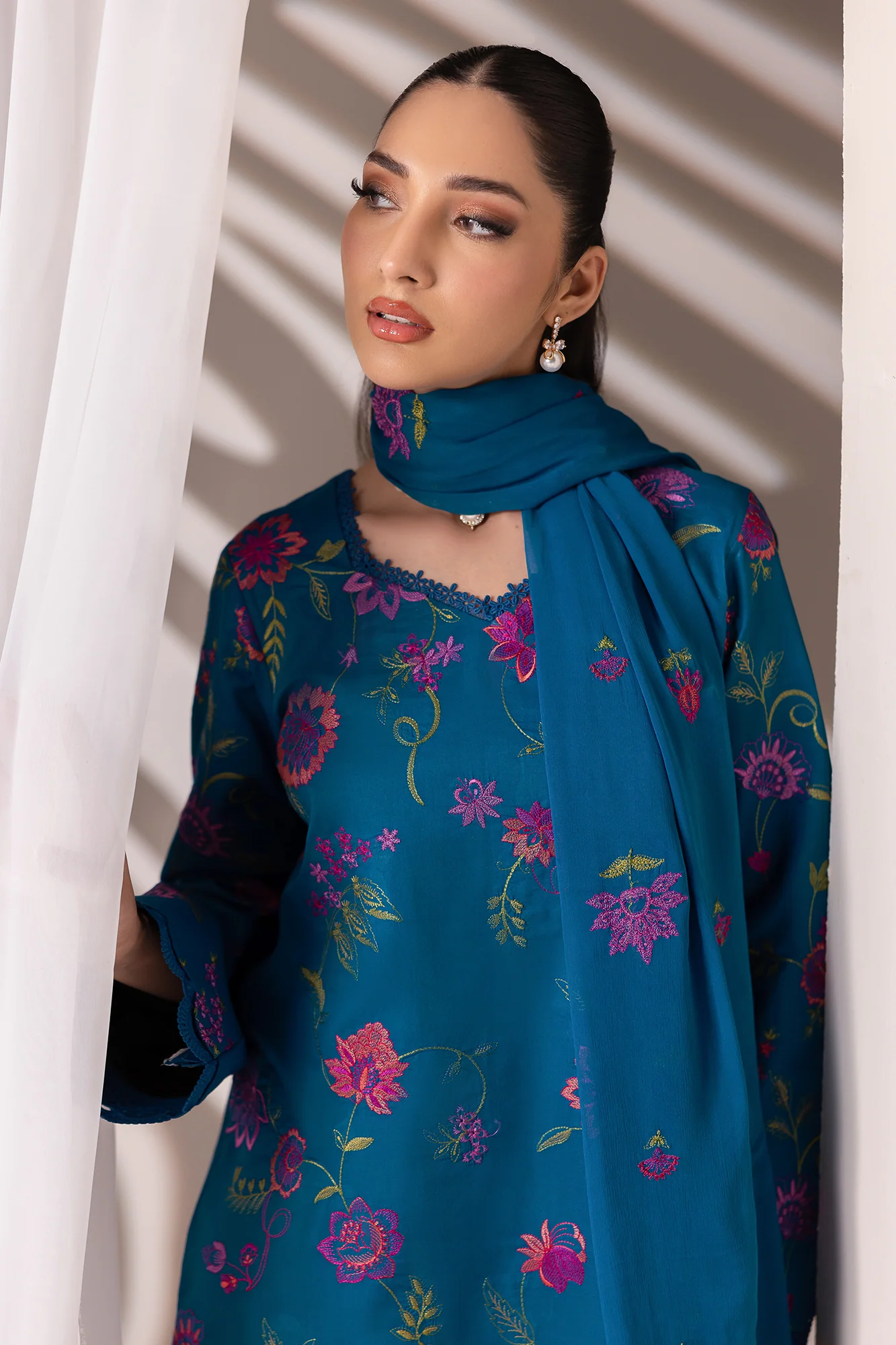 RajBari Premium Edition Lawn – D-11 - Image 6