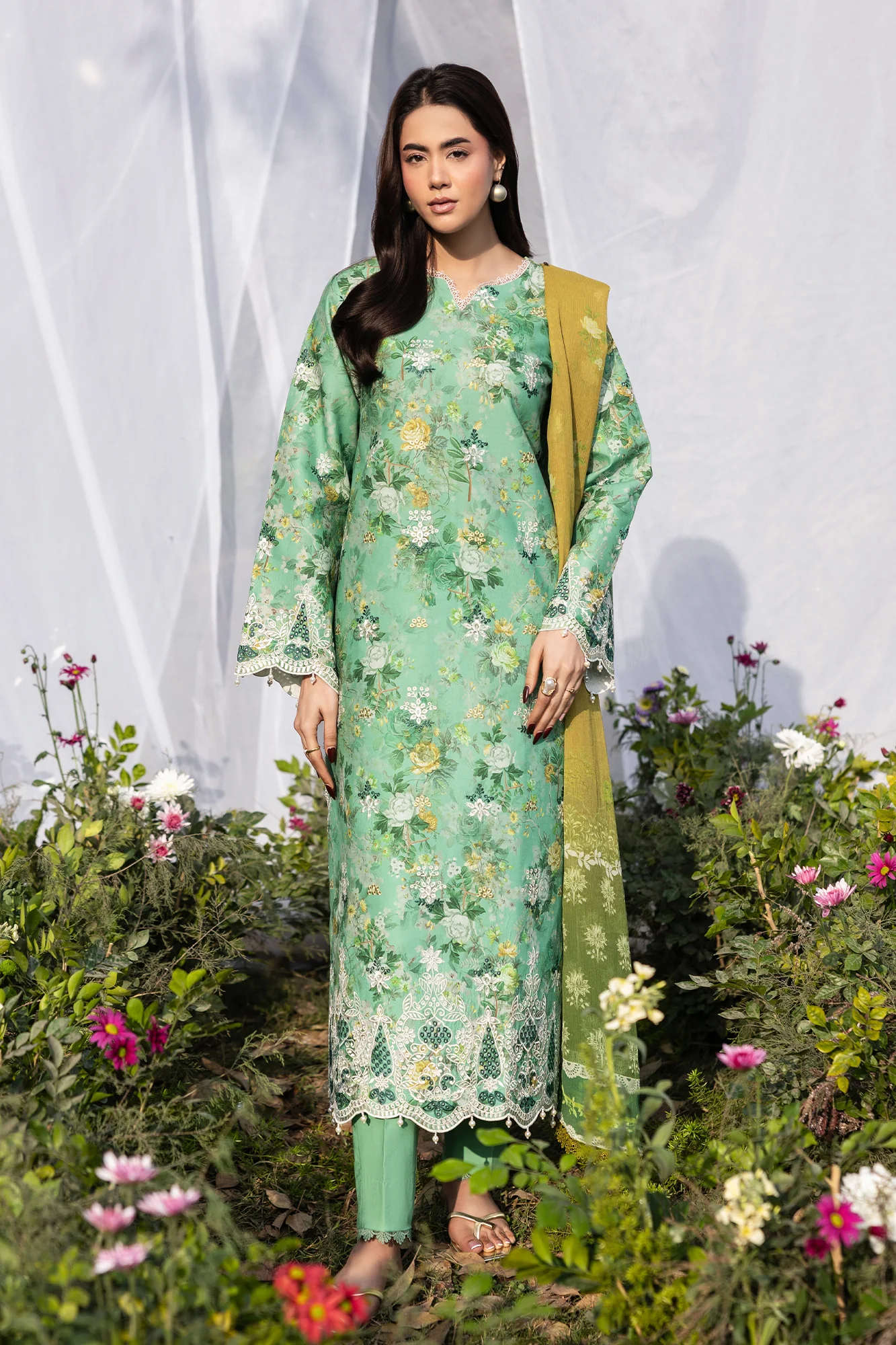 RajBari Printkari Lawn – E-06 - Image 3
