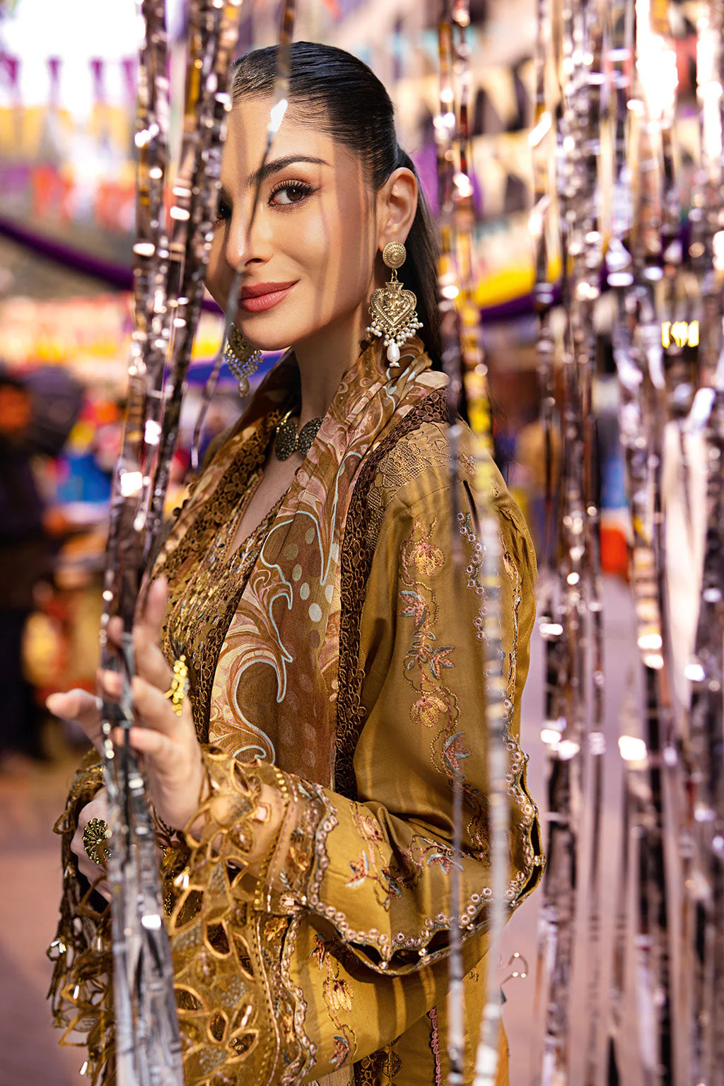 Ramsha Andaaz Lawn Vol-11 – Z-1103 - Image 3