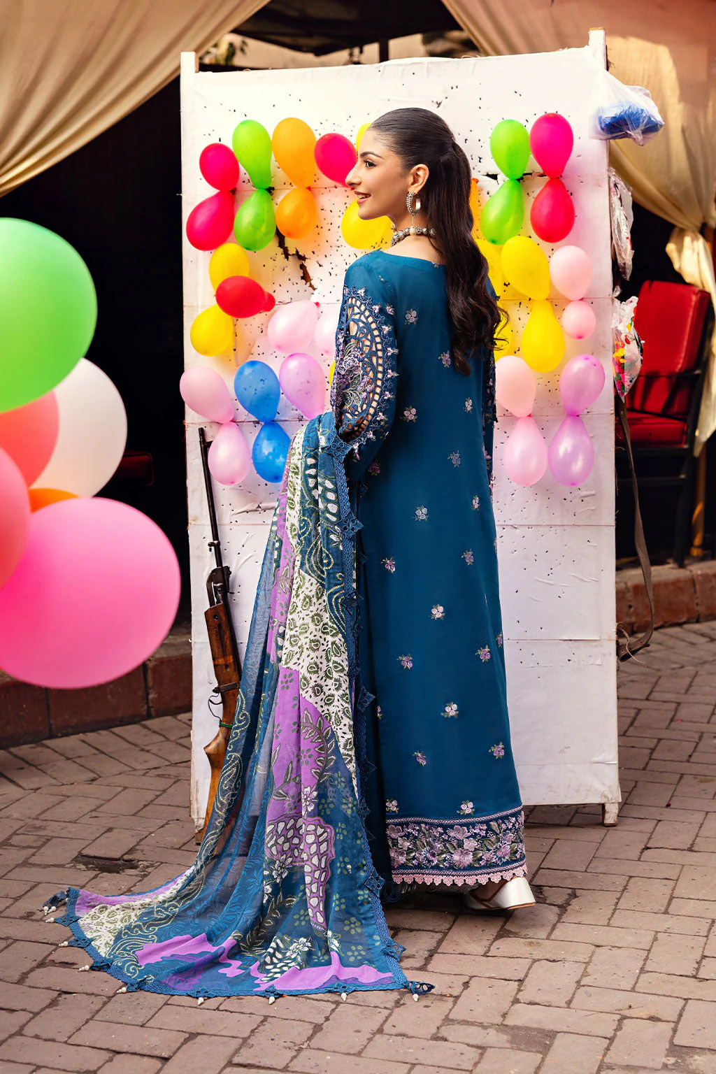 Ramsha Andaaz Lawn Vol-11 – Z-1105 - Image 2
