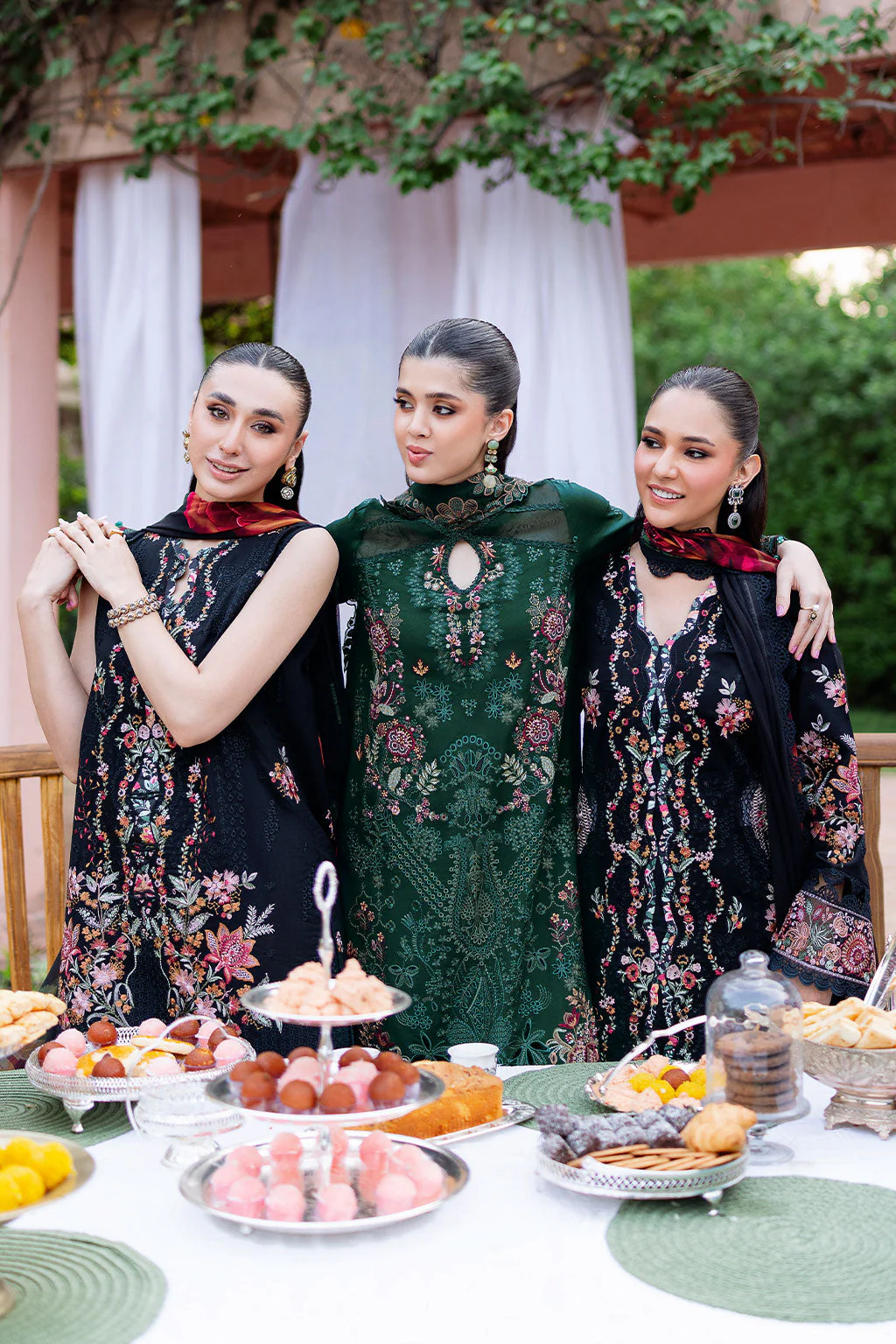 Ramsha Andaaz Lawn Vol-12 – Z-1204 - Image 4