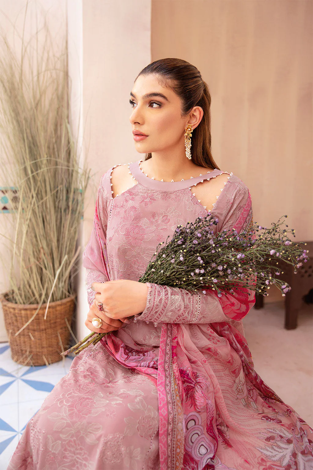 Ramsha Andaaz Lawn – Z-1008 - Image 3