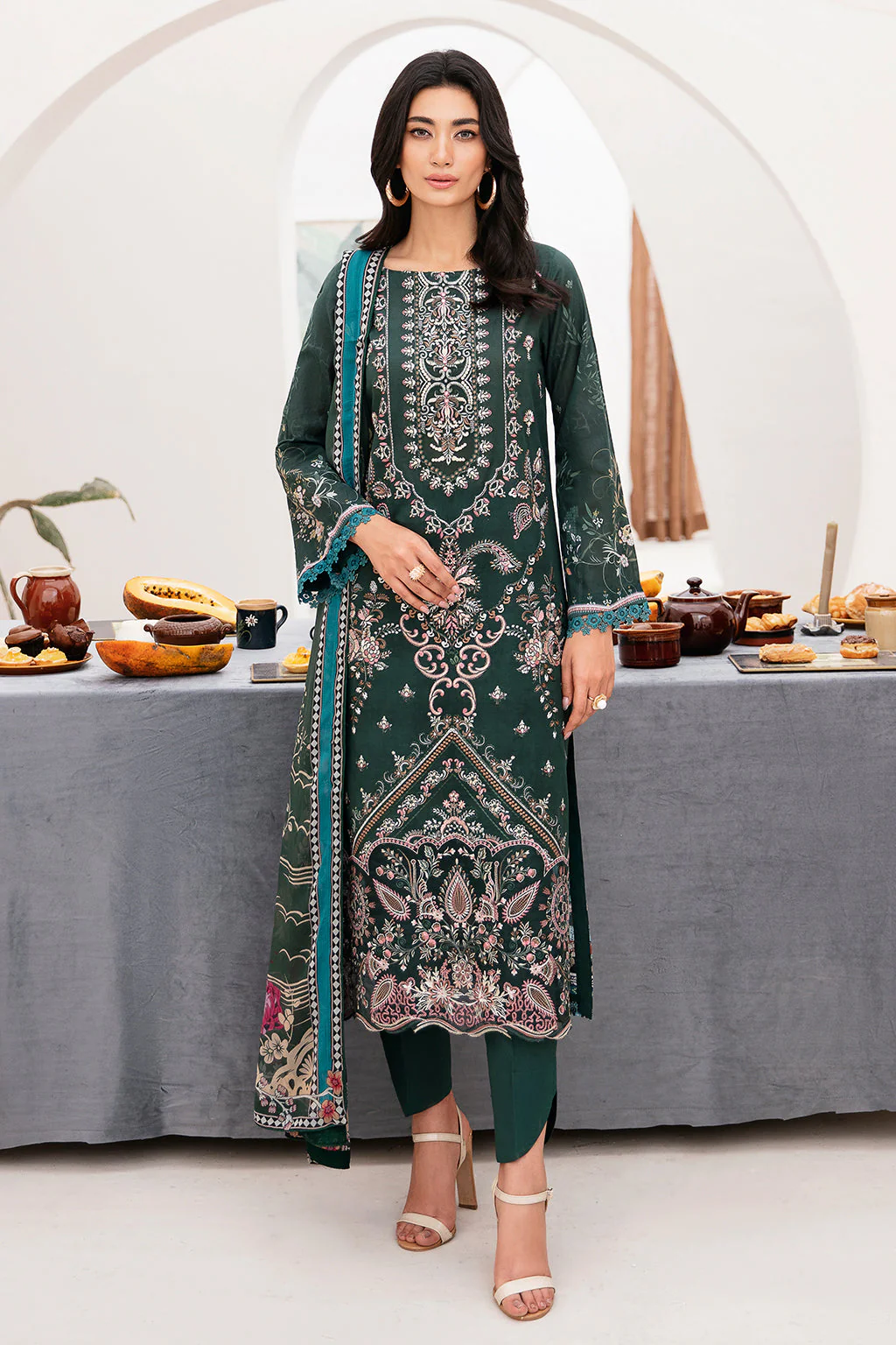 Ramsha Mashaal Luxury Lawn – L-1109