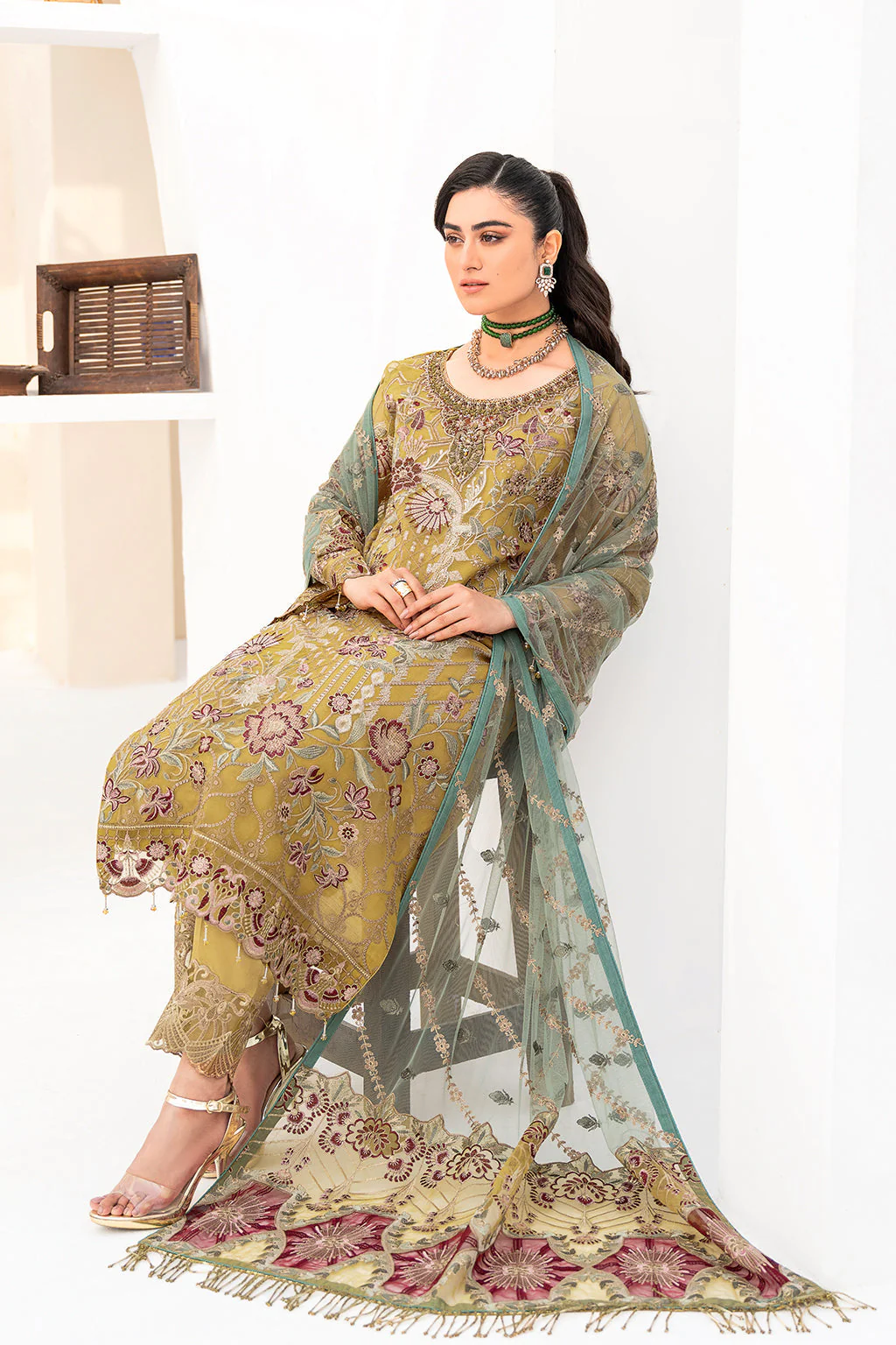 Ramsha Minhal Organza Formal Collection – M-805 - Image 4