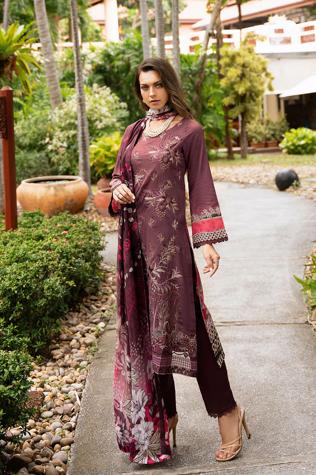 Ramsha Riwayat Lawn – Y-1102 - Image 4