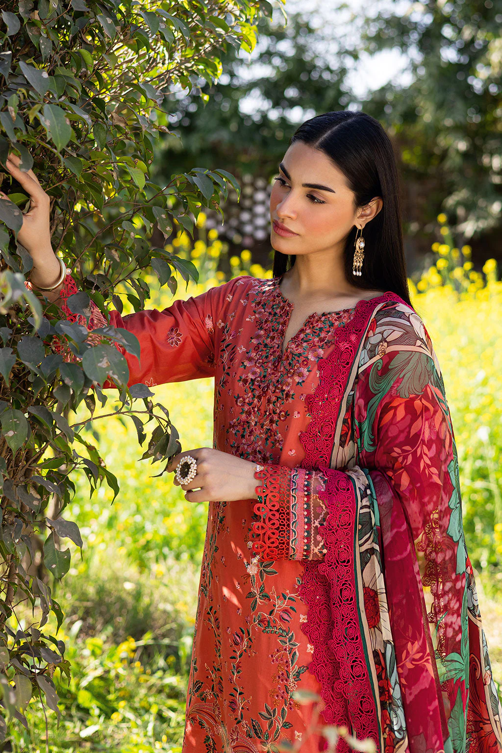 Ramsha Riwayat Lawn – Y-1205 - Image 4