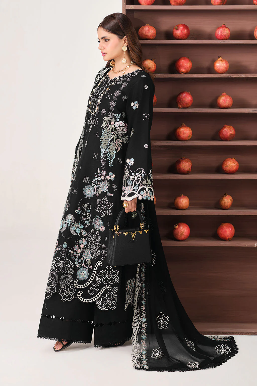 Ramsha Riwayat Lawn – Y-1502 - Image 4