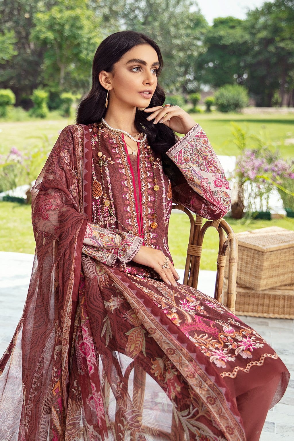 Ramsha Riwayat Luxury Lawn Vol-2 – Y-211 - Image 4