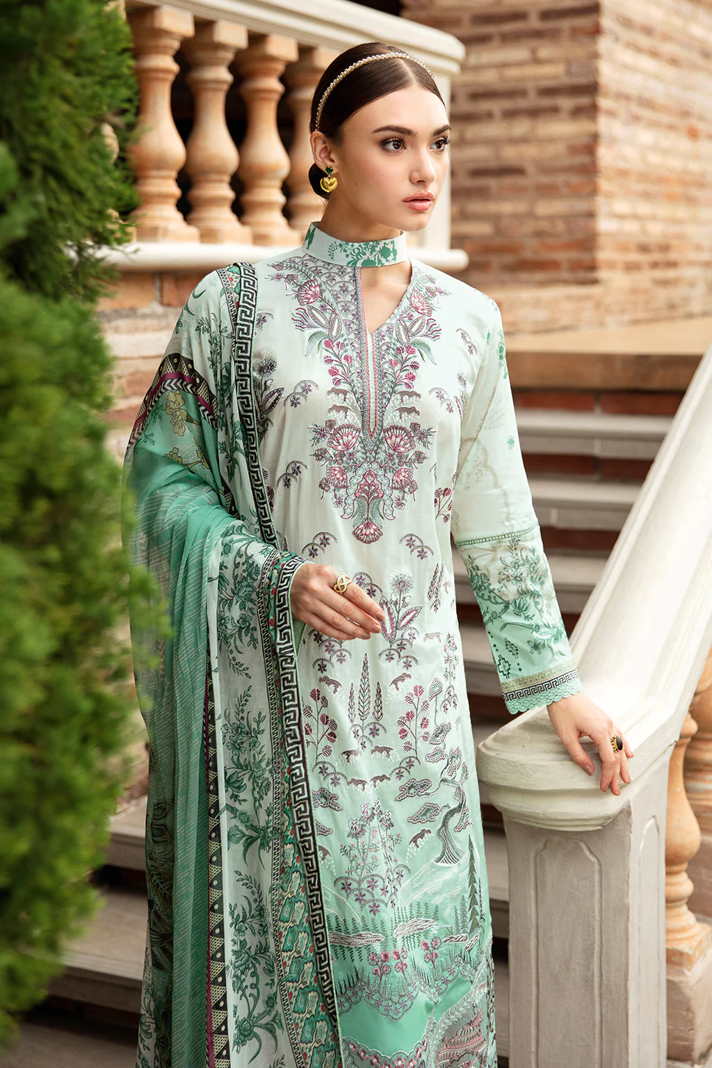Ramsha Riwayat Luxury Lawn – Y-905 - Image 4