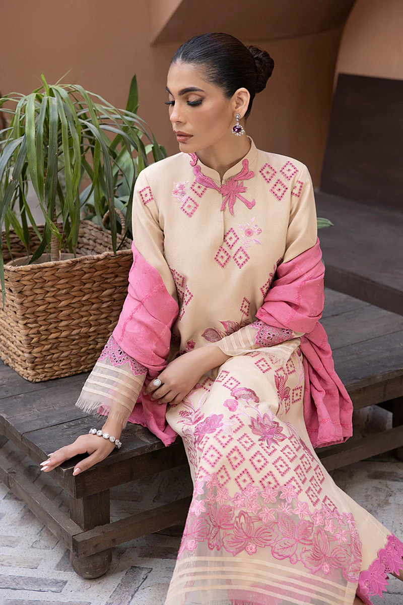 Rang Rasiya Carnation Karandi Collection with Shawl – Pinar - Image 4