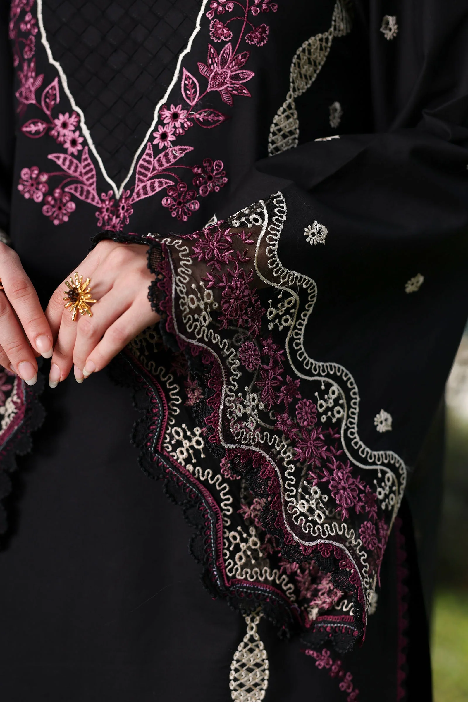 Rang Rasiya Raaya Luxury Lawn – Abigail - Image 6