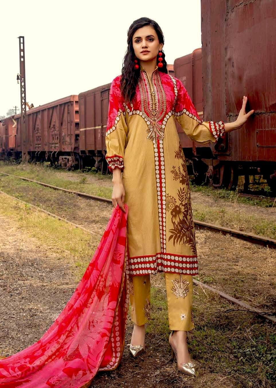 Rangrez Plus Embroidered Lawn Collection – AR-12