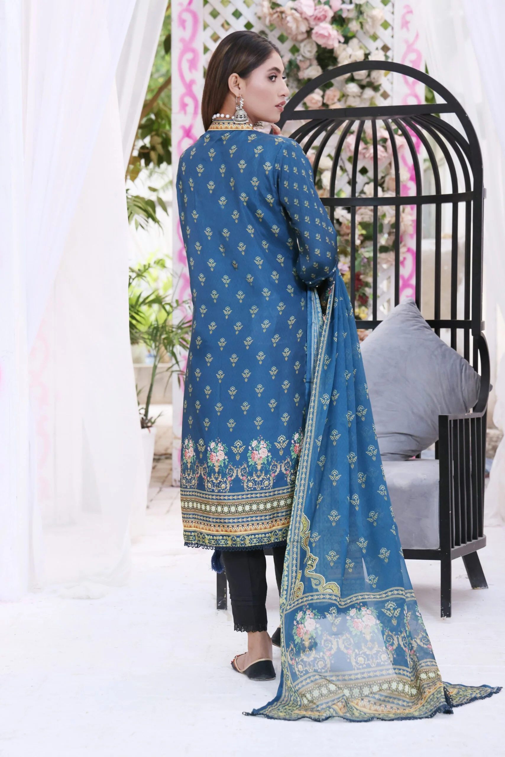 Ravishing Charmuse Silk 2Pc Collection – RV-5 - Image 3