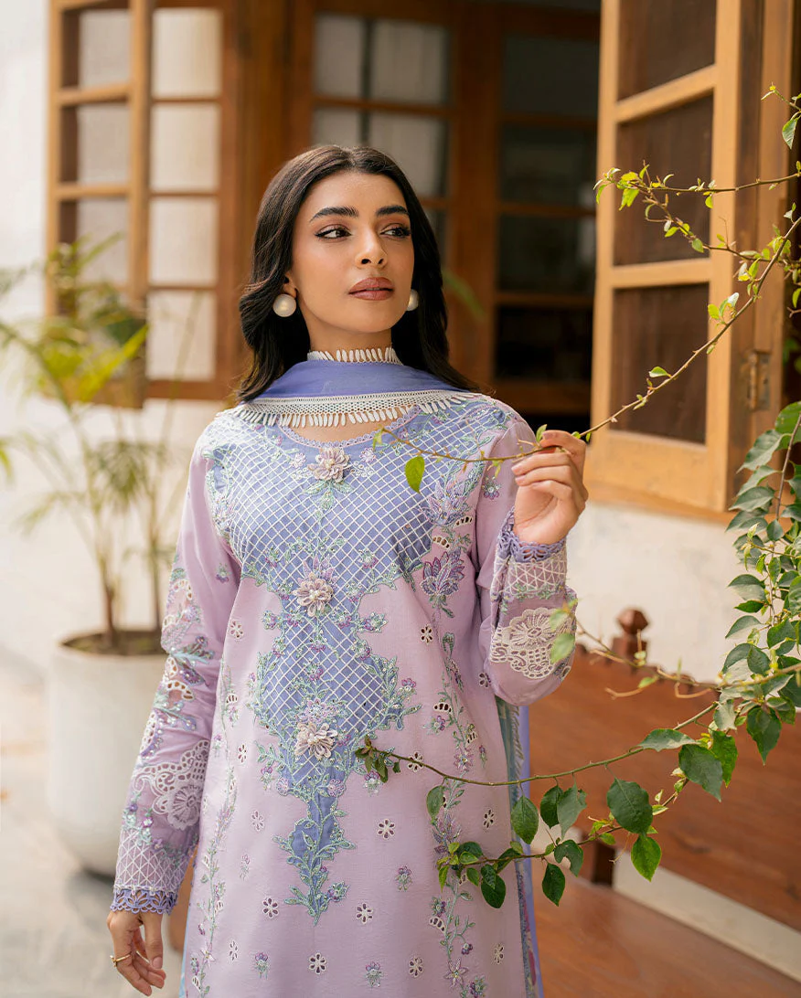 Roheenaz Aashiyana Lawn – Hafsa - Image 2
