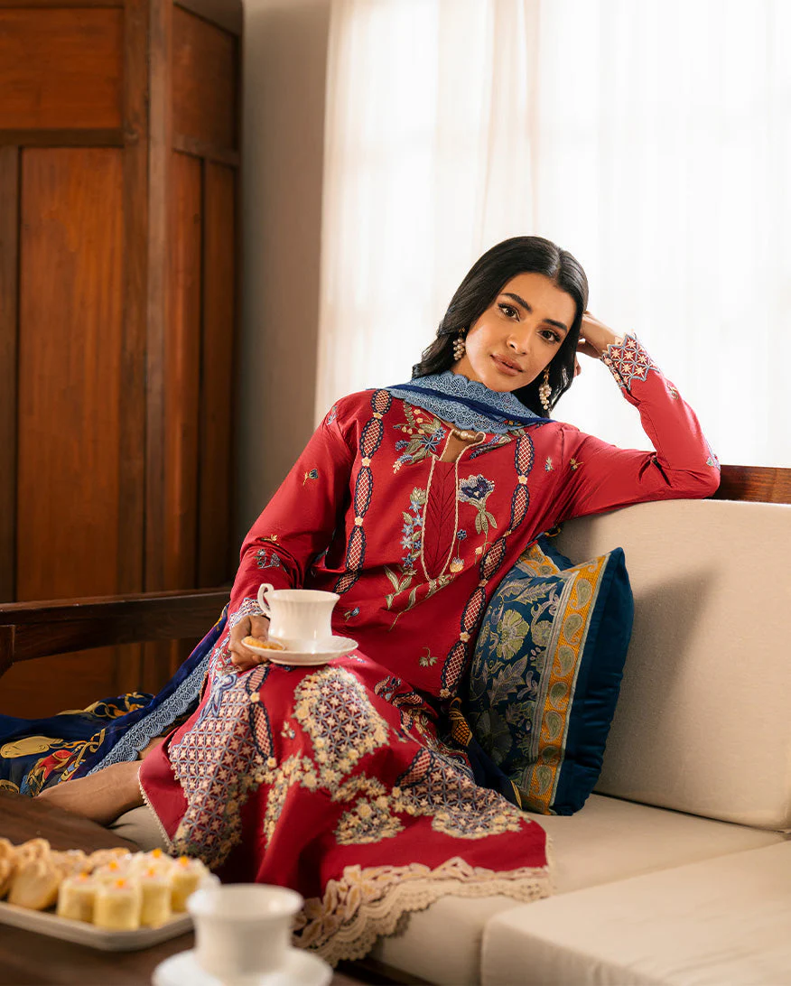 Roheenaz Aashiyana Lawn – Ushna - Image 7