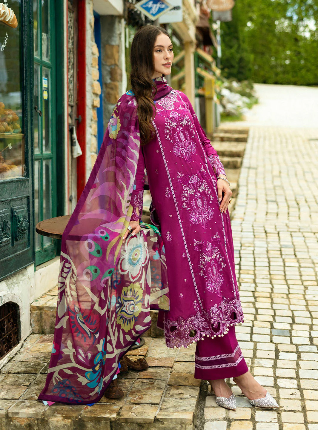 Roheenaz Flanerie Lawn – Claudia-6A - Image 4