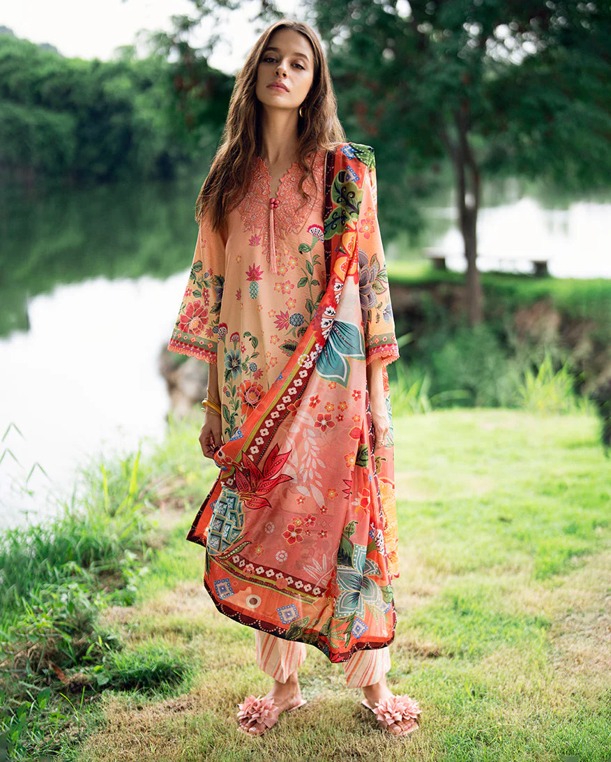 Roheenaz Garden Veal Printed Lawn – Petal Glaze - Image 7