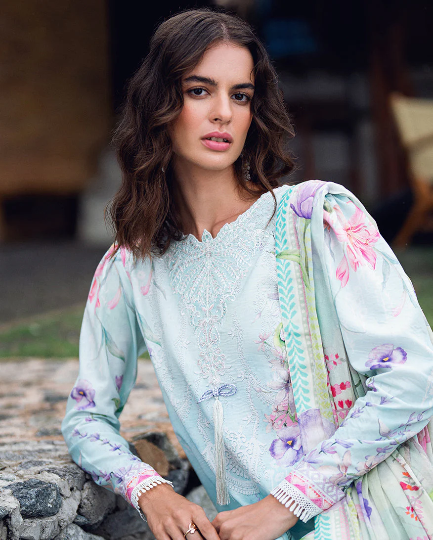 Roheenaz Garden Veal Printed Lawn – Twilight Fizz - Image 9