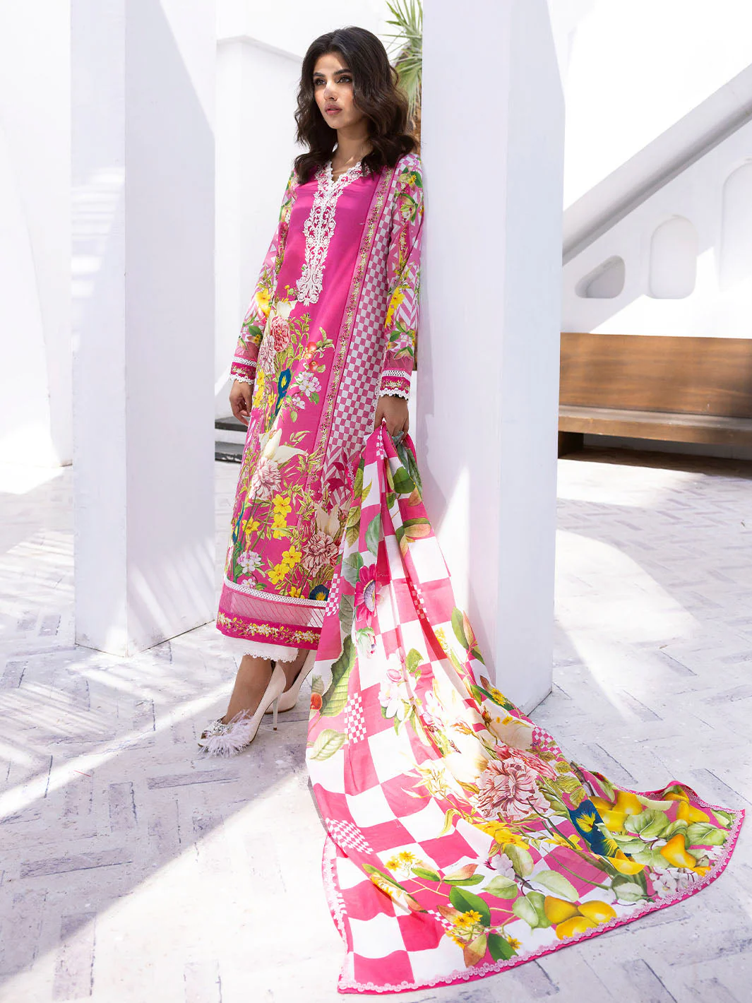 Roheenaz Leya Lawn Collection 2024 – Coral Reef - Image 4