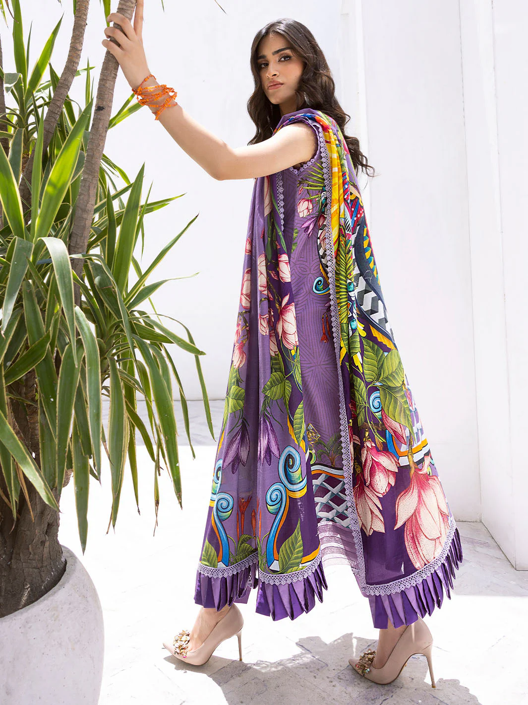 Roheenaz Leya Lawn Collection 2024 – Flamingo Fancy - Image 2