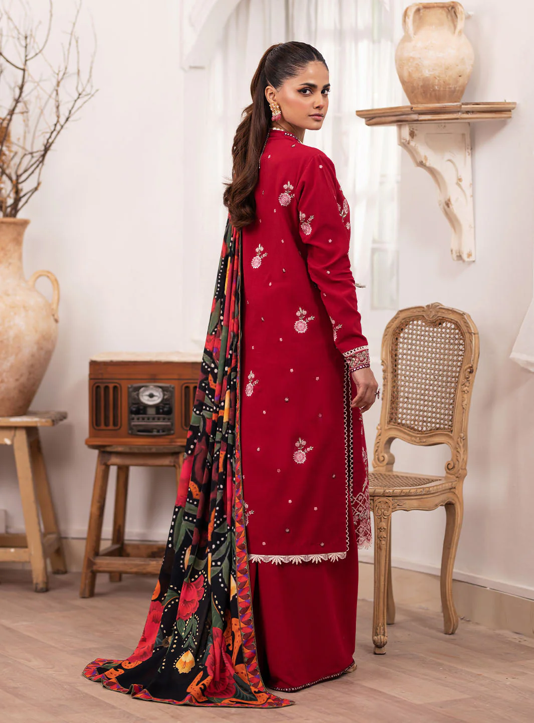 Roheenaz Meraki Winter Linen '24 – Elara - Image 9