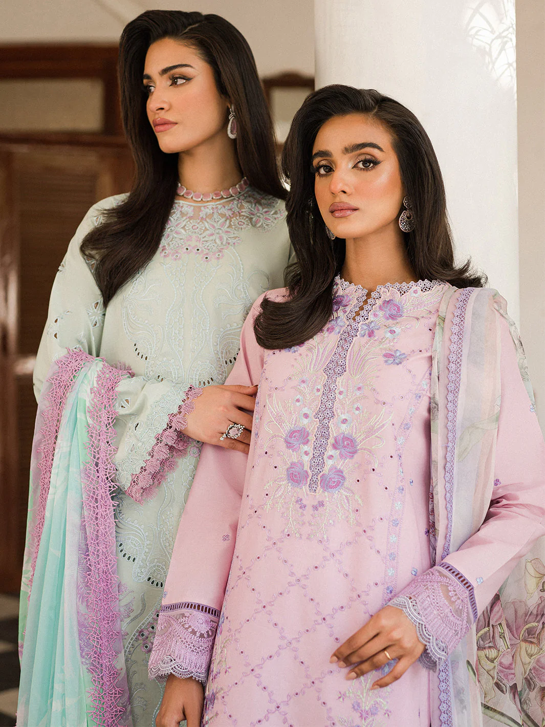 Roheenaz Wisteria Lawn Collection – CYRA - Image 7