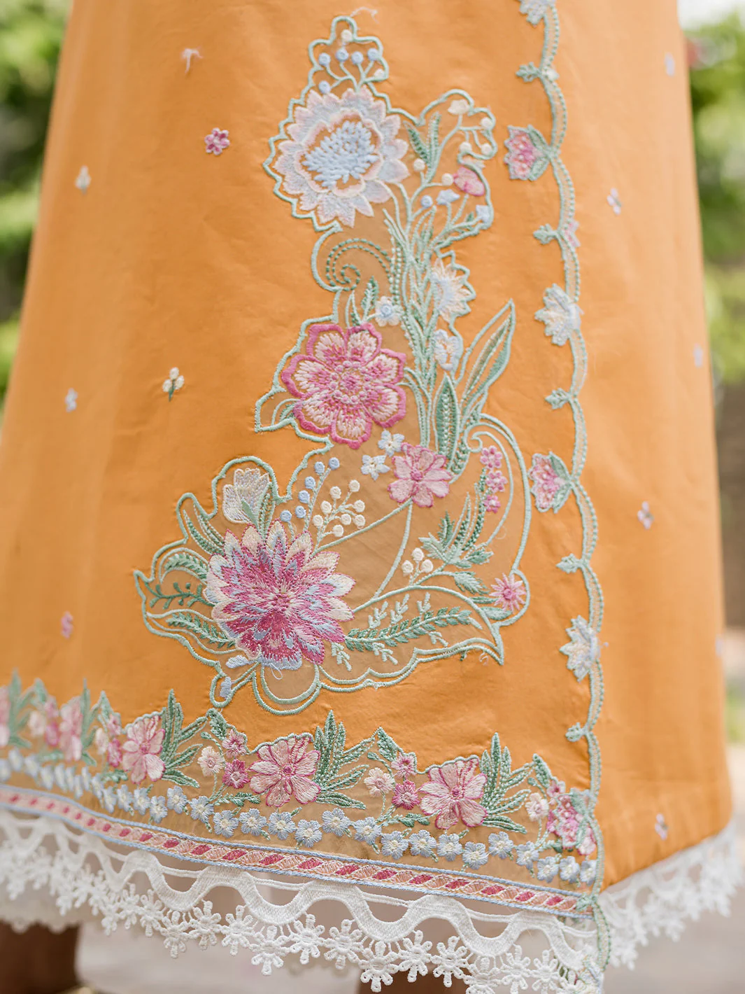 Roheenaz Wisteria Lawn Collection – ELAHEH - Image 5