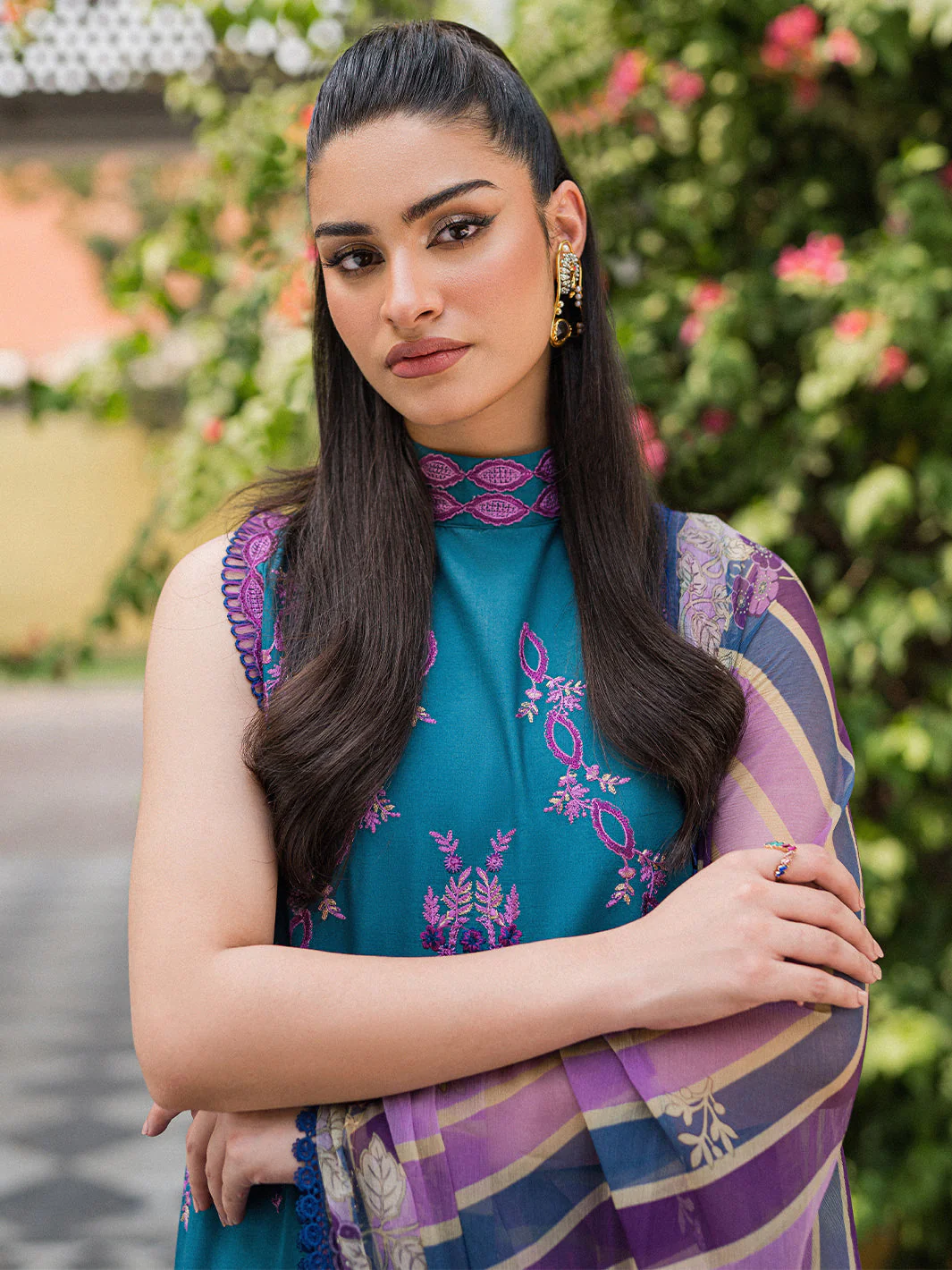 Roheenaz Wisteria Lawn Collection – SHIRIN - Image 5