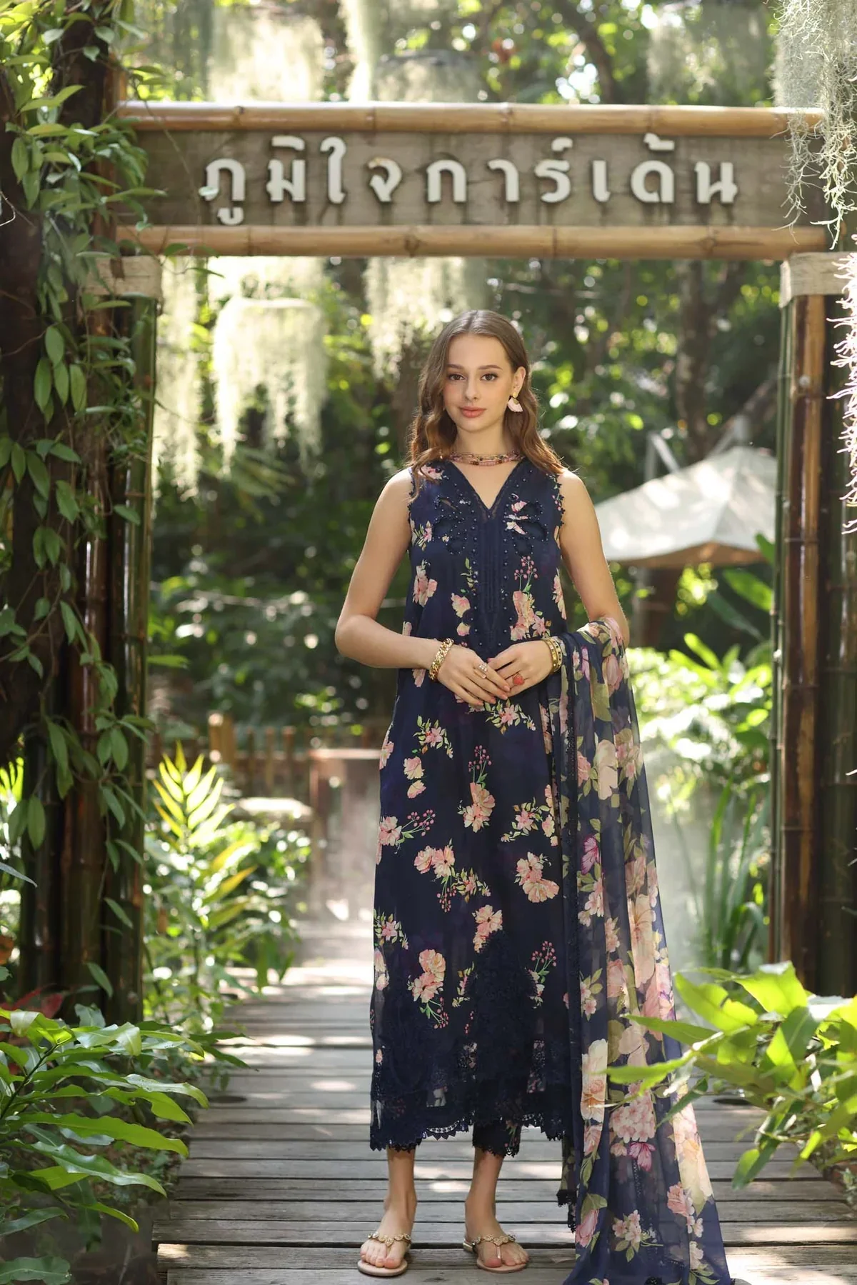 Saadia Asad Noor Eid Luxe Printedkari Lawn – D8-B - Image 5