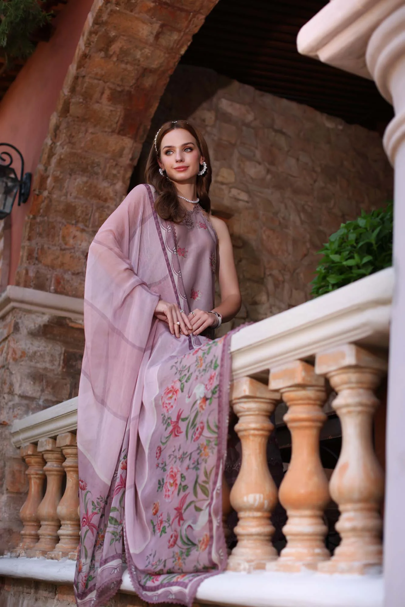 Saadia Asad Noor Eid Luxe Printkari Lawn – D4 - Image 4
