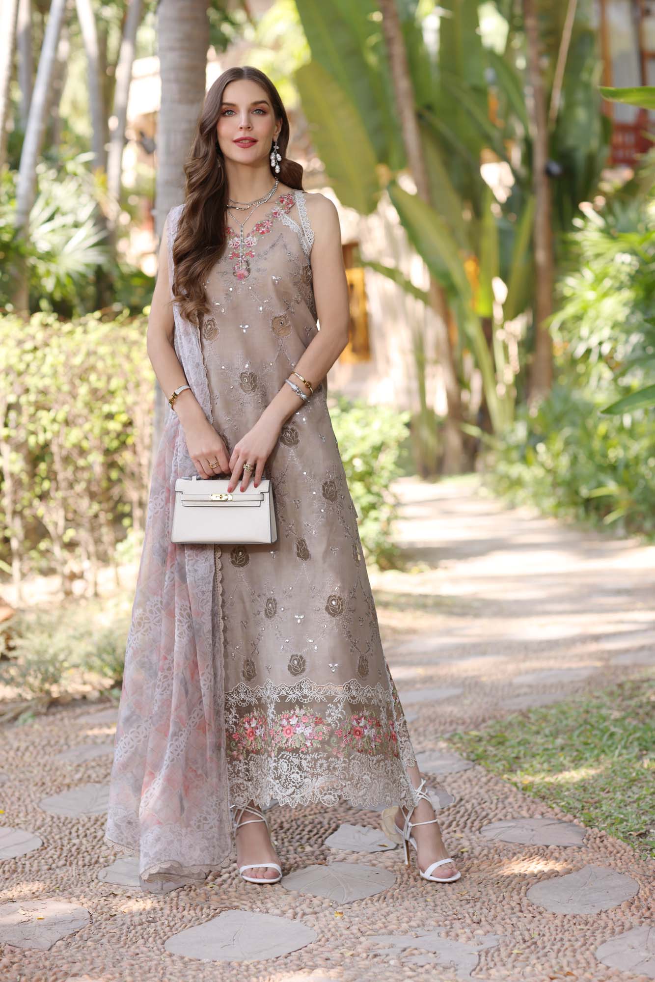 Saadia Asad Noor Eid Luxury Laserkaari Lawn – D8-B - Image 2