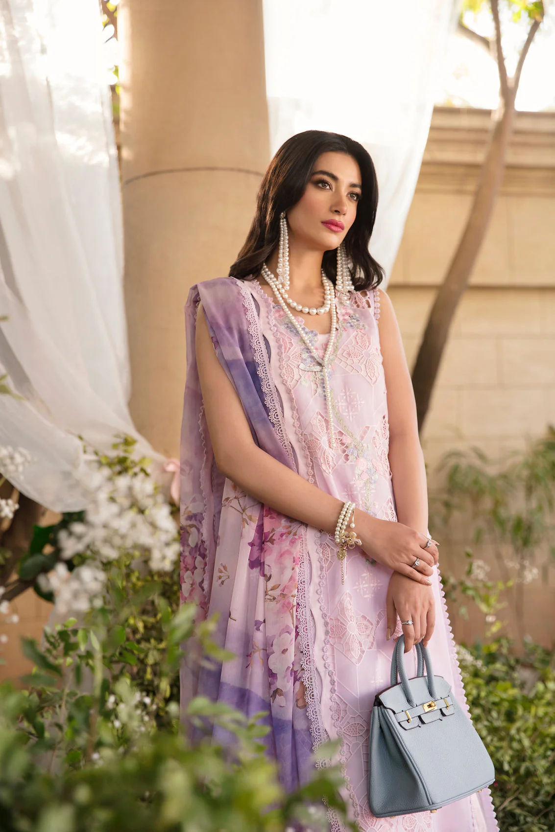 Sable Vogue Luxury Lawn Collection – IRIS - Image 3