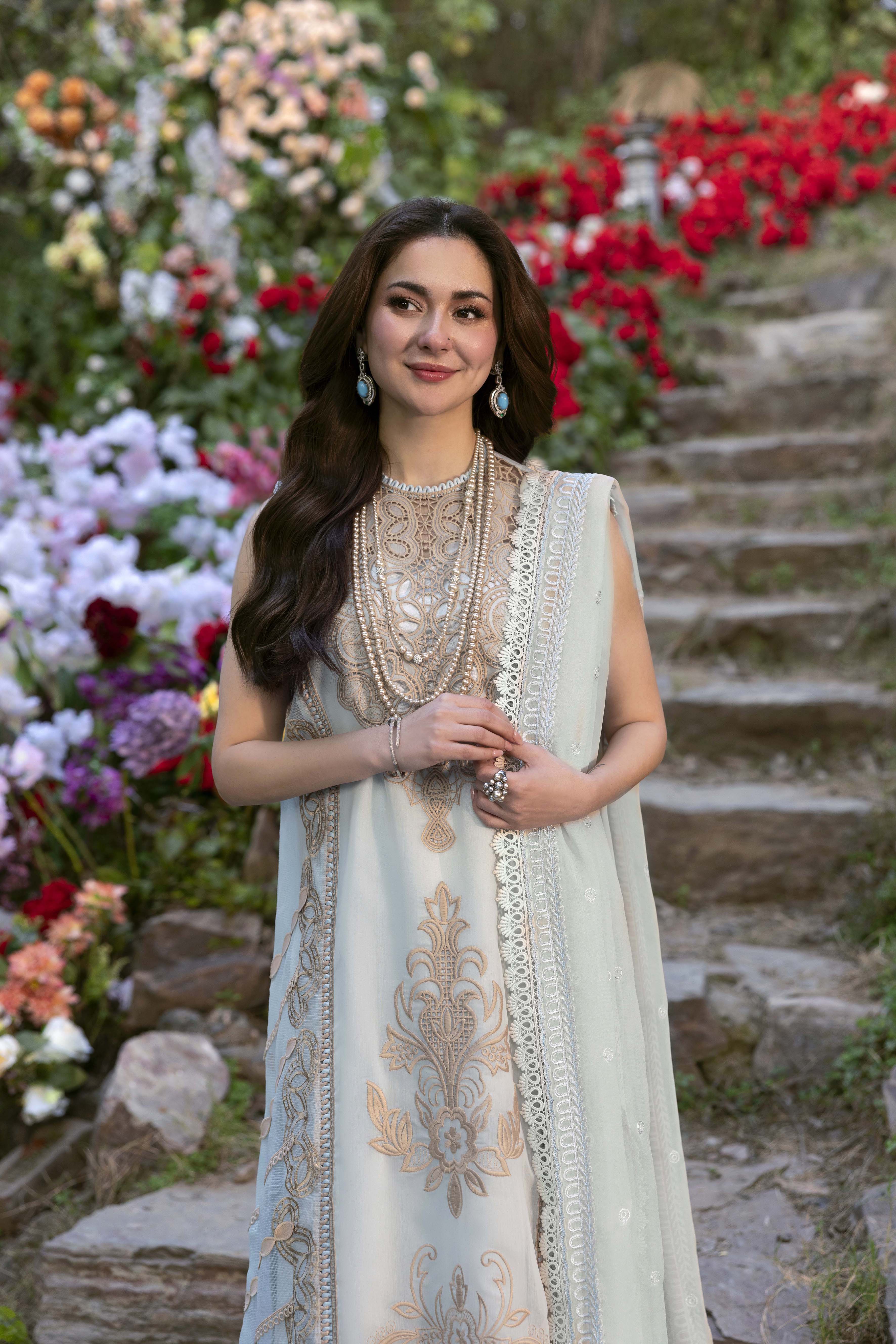 Sable Vogue x Hania Aamir Luxury Eid Formals – SL-09-25-V1 - Image 5