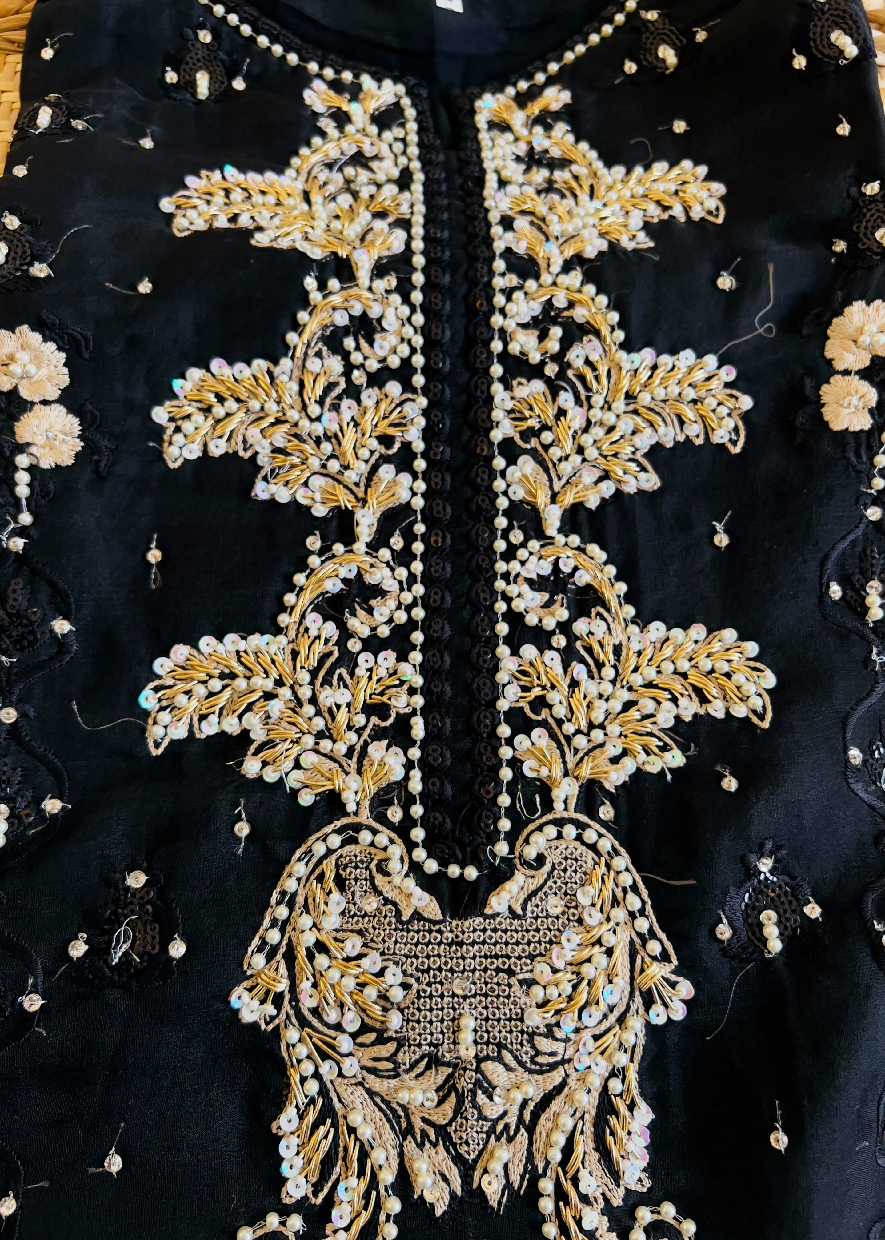 Sadabahar Stitched/Pret Formal Collection – SBF-04 - Image 2