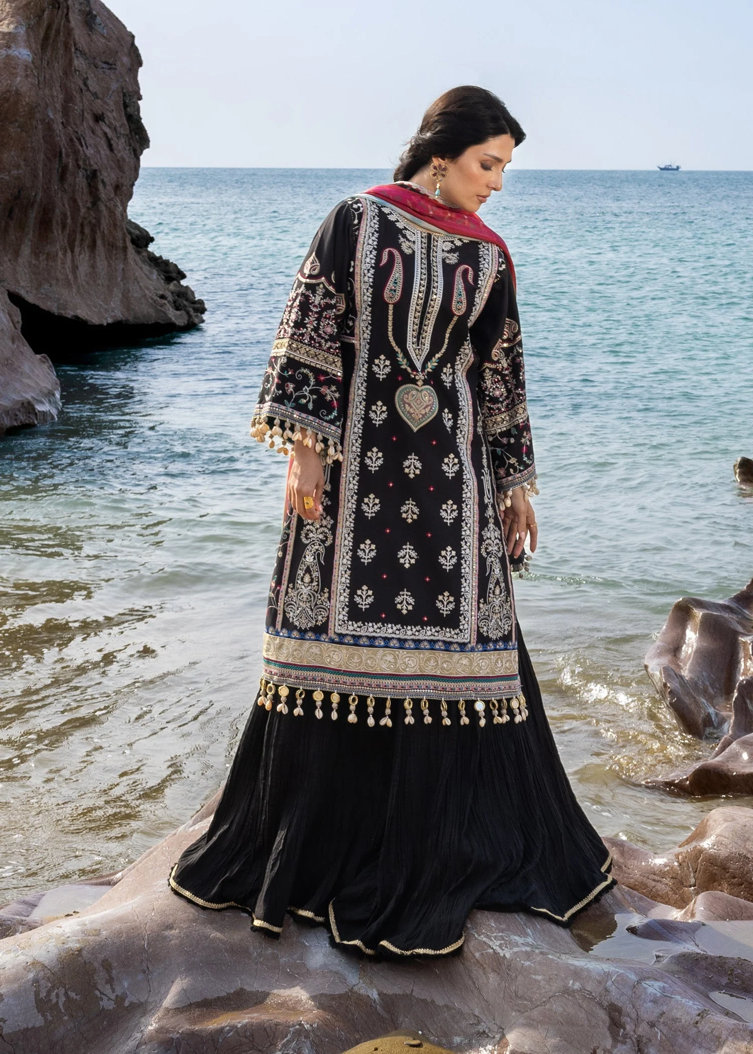 Sadaf Fawad Khan Festive Luxury Lawn – Kohl - Image 3