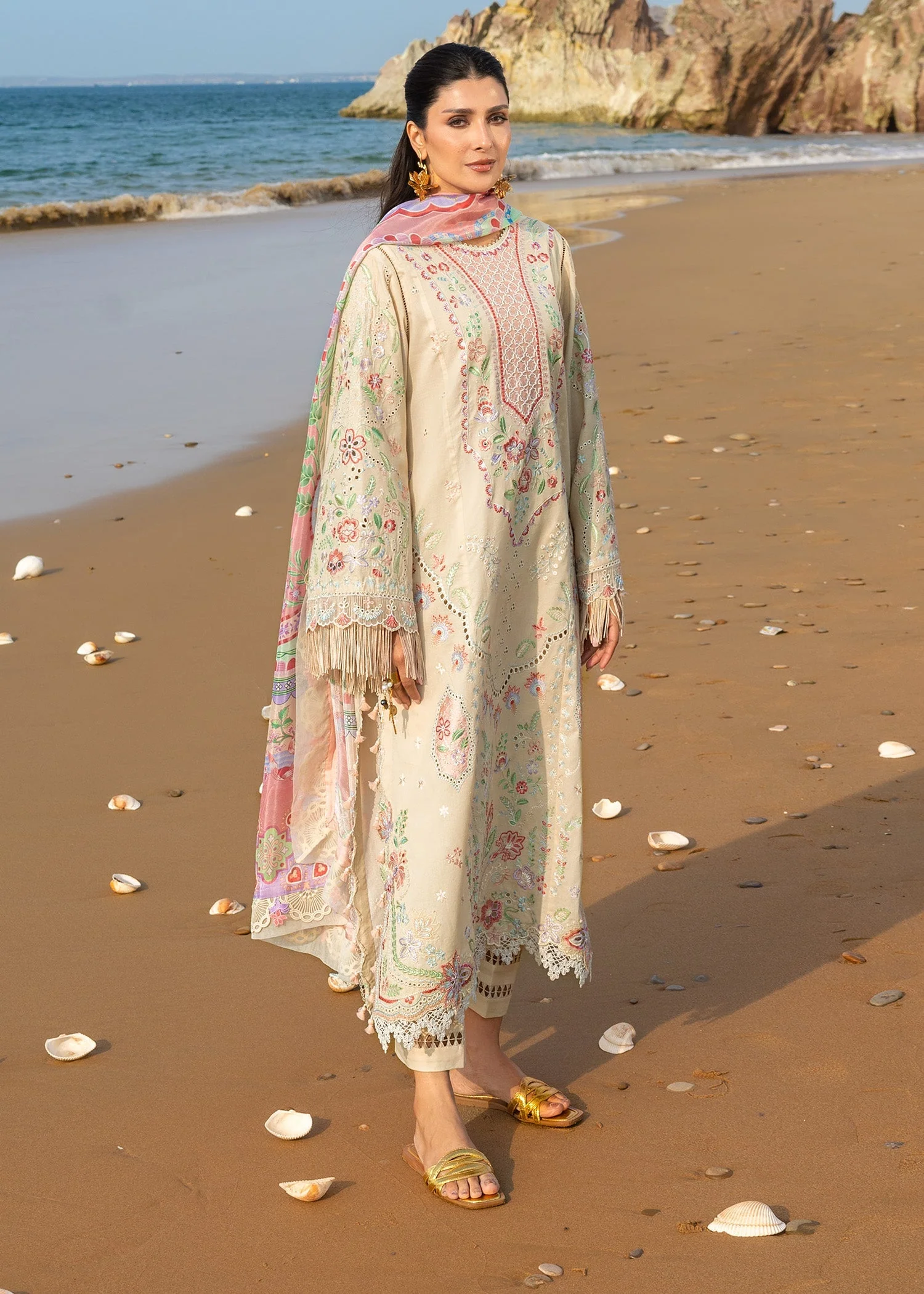 Sadaf Fawad Khan Festive Luxury Lawn – Sunehri
